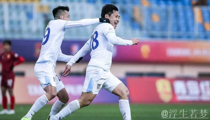 费煜助力大连英博以胜利庆祝