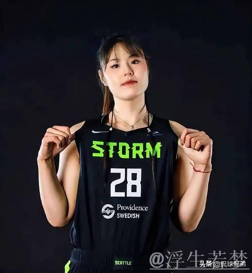 李月汝WNBA季前赛首战斩获15+10,风暴大胜水星 李月汝WNBA季前赛首战斩获15+10,风暴大胜水星