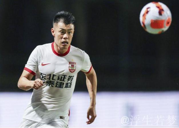 ```张稀哲进球谭龙建功 北京国安2-1战胜长春亚泰```